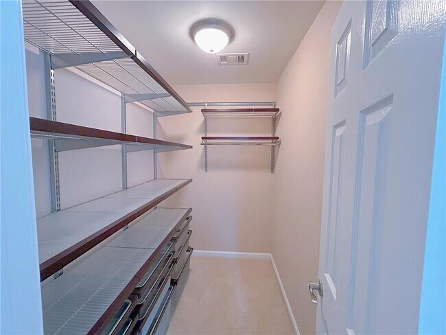 Building Photo - 280 Graystone Way