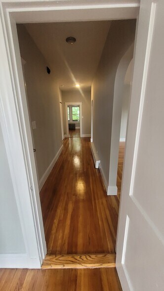 Building Photo - 258 Vine St