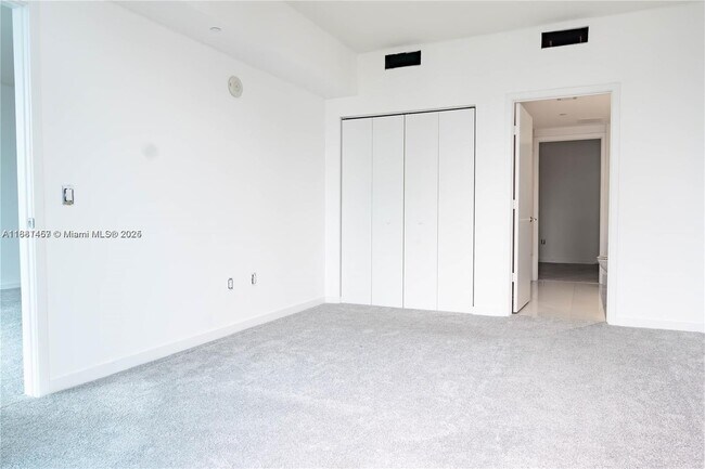Building Photo - 1100 S Miami Ave