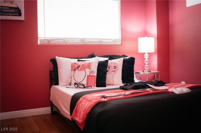 Building Photo - 4913 Lazy Day Ct