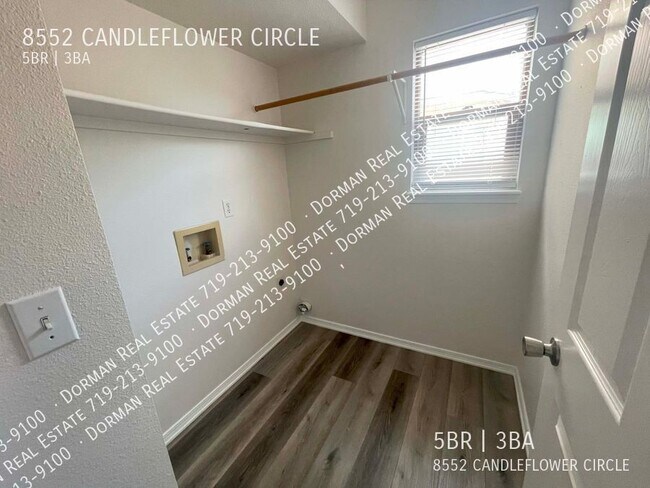 Building Photo - 8552 Candleflower Cir