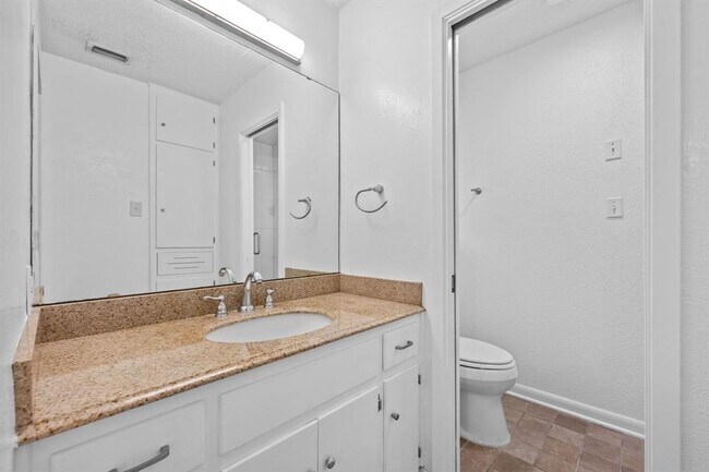 Building Photo - 9502 Gambels Quail Dr