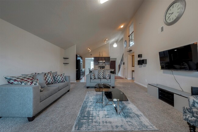 Building Photo - 18010 Sonora Brook Ln