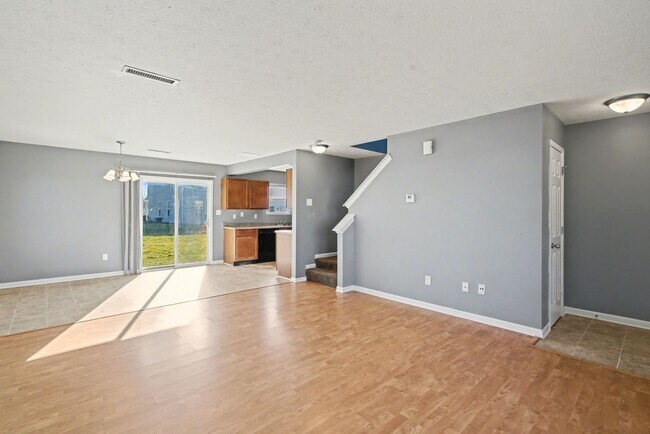 Building Photo - 8131 Grove Berry Dr