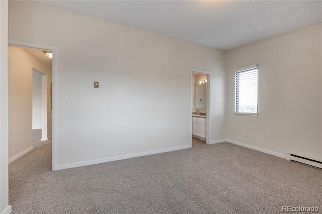 Building Photo - 2280 S Oswego Way