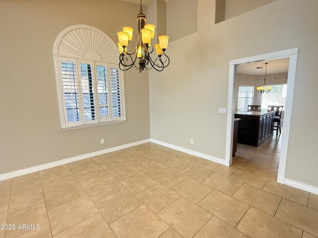 Building Photo - 902 W Sherri Dr