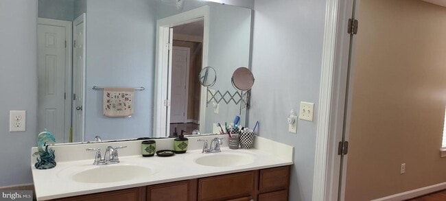 Building Photo - 4506 Nightingale Ct