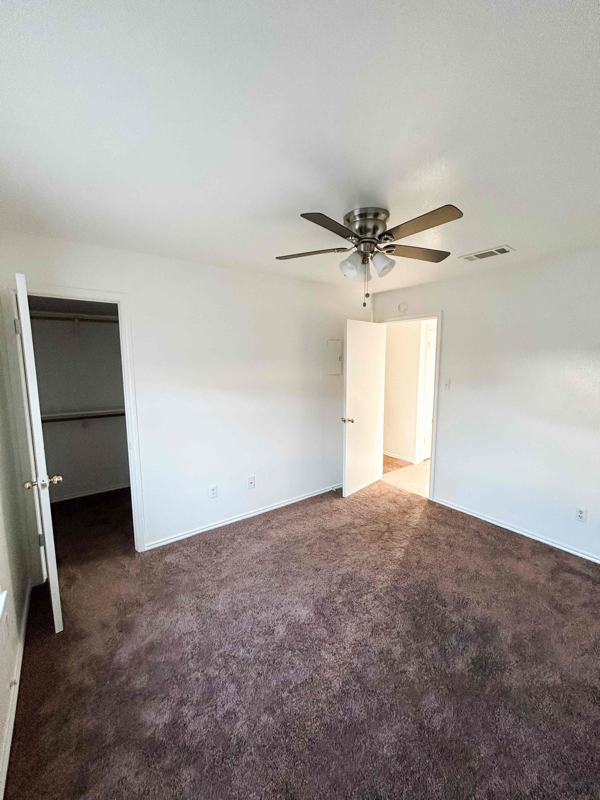 Building Photo - 1604 Windward Dr