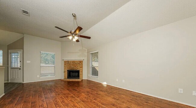 Building Photo - 1724 Green Terrace Dr