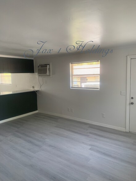 Building Photo - 5638 Atlee Ave