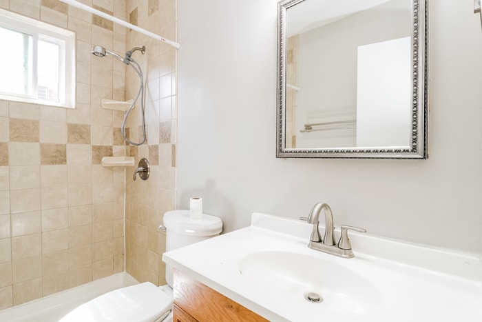 Building Photo - 5511 Woodhaven Dr