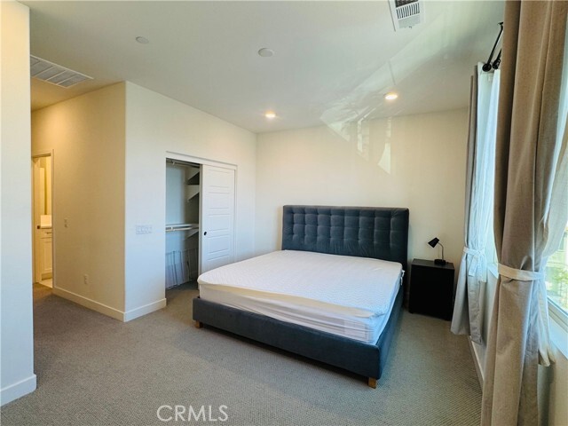 Building Photo - 2626 Glamis Ct