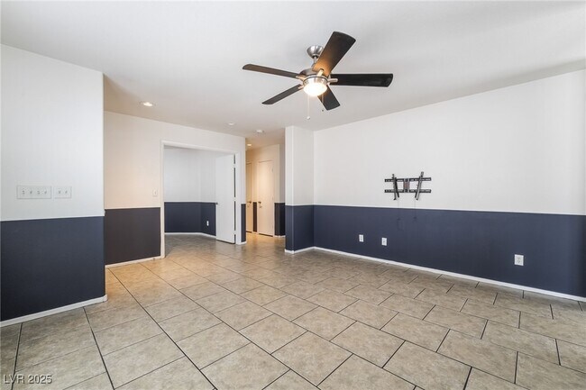 Building Photo - 325 Silverado Pines Ave