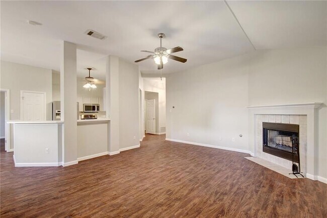 Building Photo - 7509 Spivey Dr