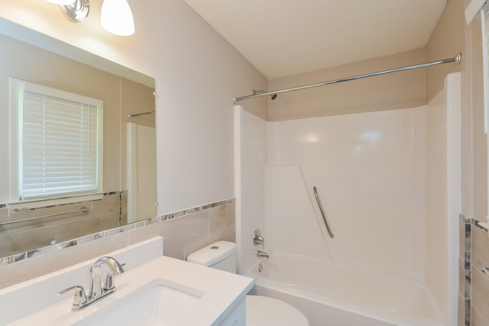 Building Photo - 796 Greenwood Trail SE