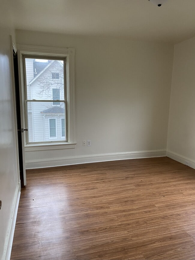 Building Photo - 8302 Curzon Ave