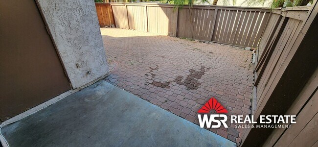 Building Photo - 2-Bedroom 2-Bathroom Condo in Gated Palmil...