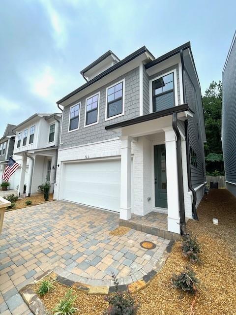 Building Photo - 721 Stickley Oak Way