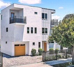 Building Photo - Beautiful 2 bed 1 bath modern apartment in...