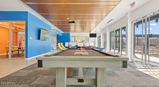 Building Photo - 6025 W Thomas Rd