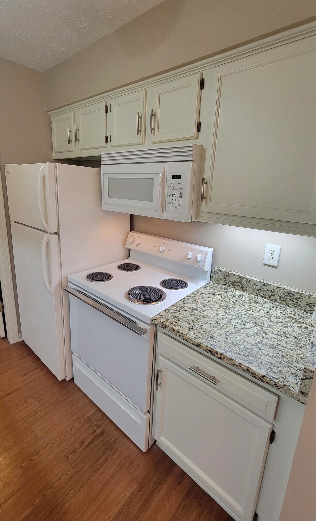 Building Photo - 400 Waterside Avenue NW