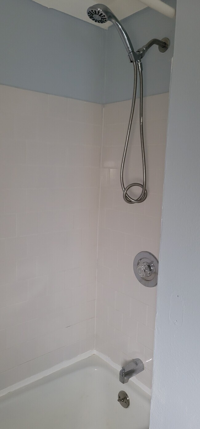 Building Photo - 3257 57th Ave N