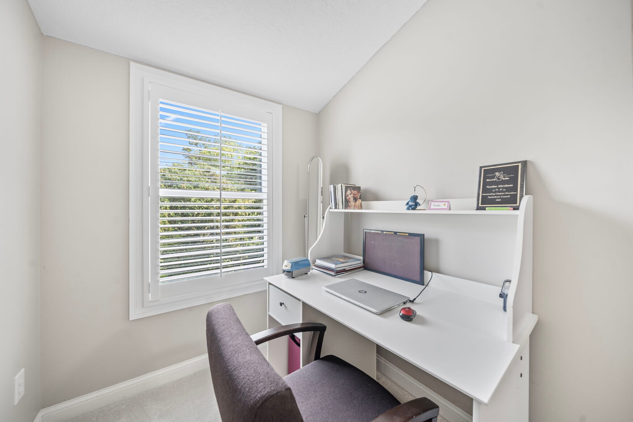 Building Photo - 4939 Stonehaven Dr