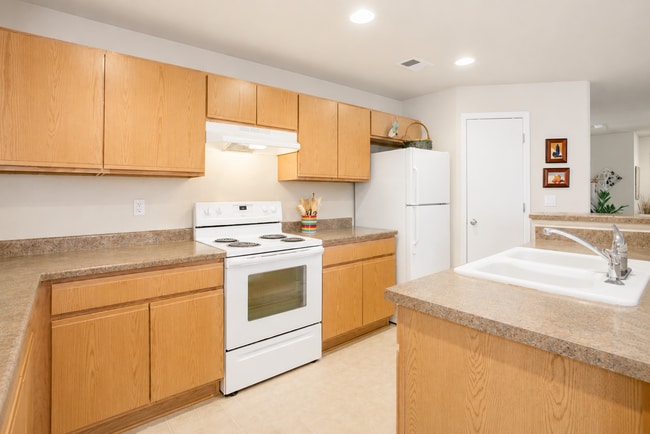 Building Photo - 3 Bedroom Townhome for Rent in Green Valley Ranch | Private Patio & Attached Garage