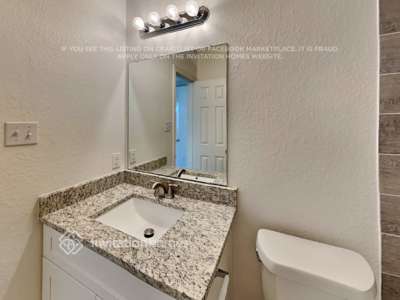 Building Photo - 411 Drake Ln