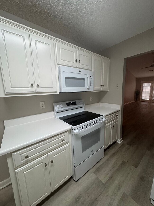 Building Photo - 100 Bennock Mill Ct