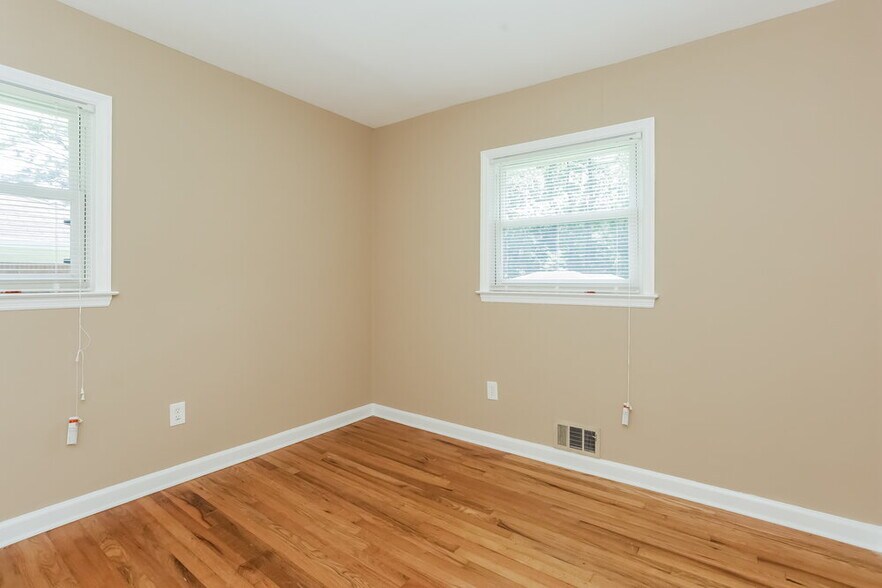 Building Photo - 2529 Graywall St