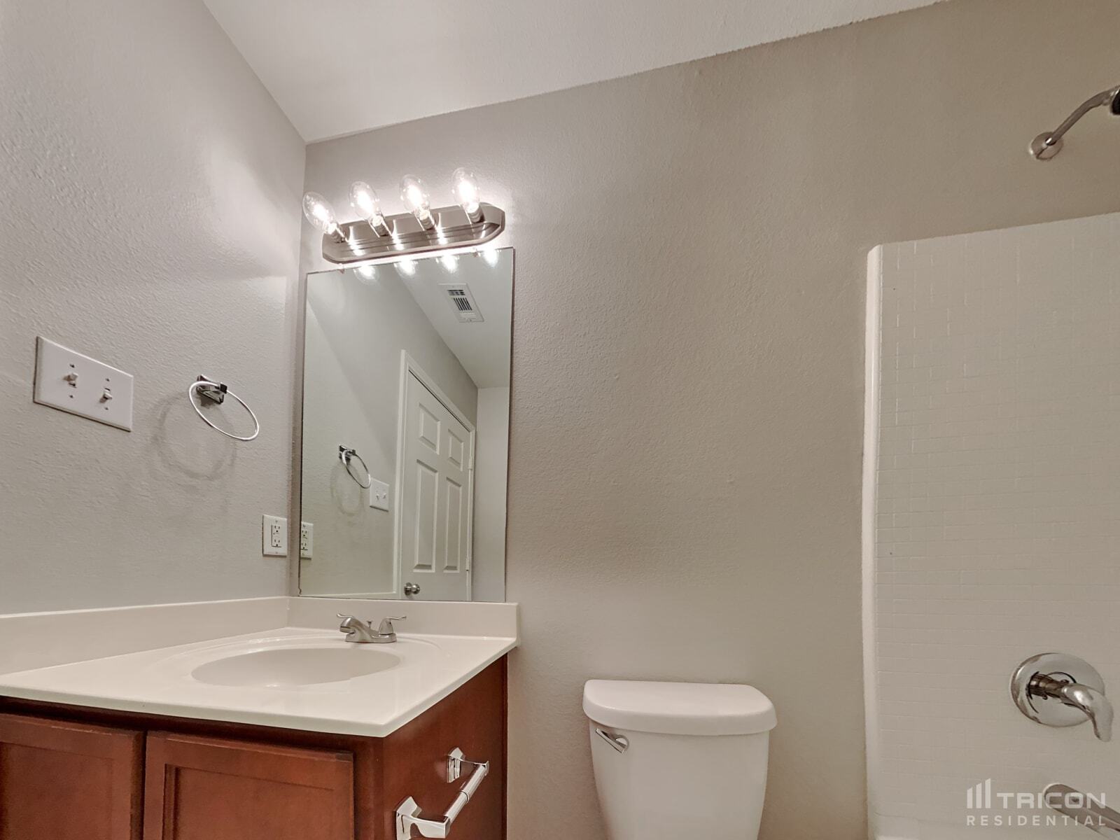 Building Photo - 1500 Abby Creek Dr