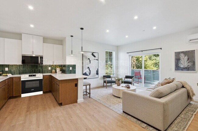 Building Photo - 1624 NW 17th St