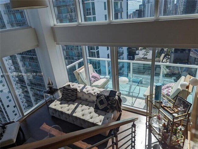 Building Photo - 41 SE 5th St