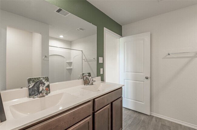 Building Photo - 117 Rockbridge Dr