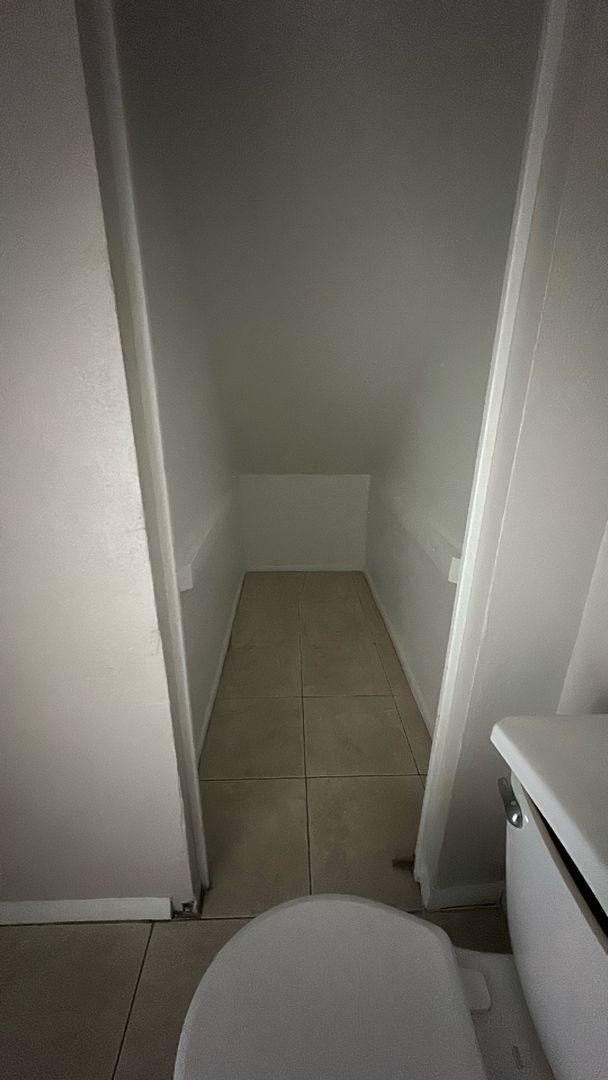 Building Photo - Updated 2 Bed/1 Bath Condo at 43rd Ave & I...