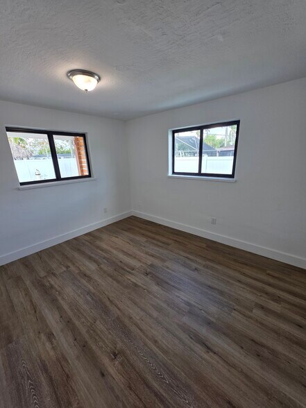 Building Photo - 9020 SW 198th Ter