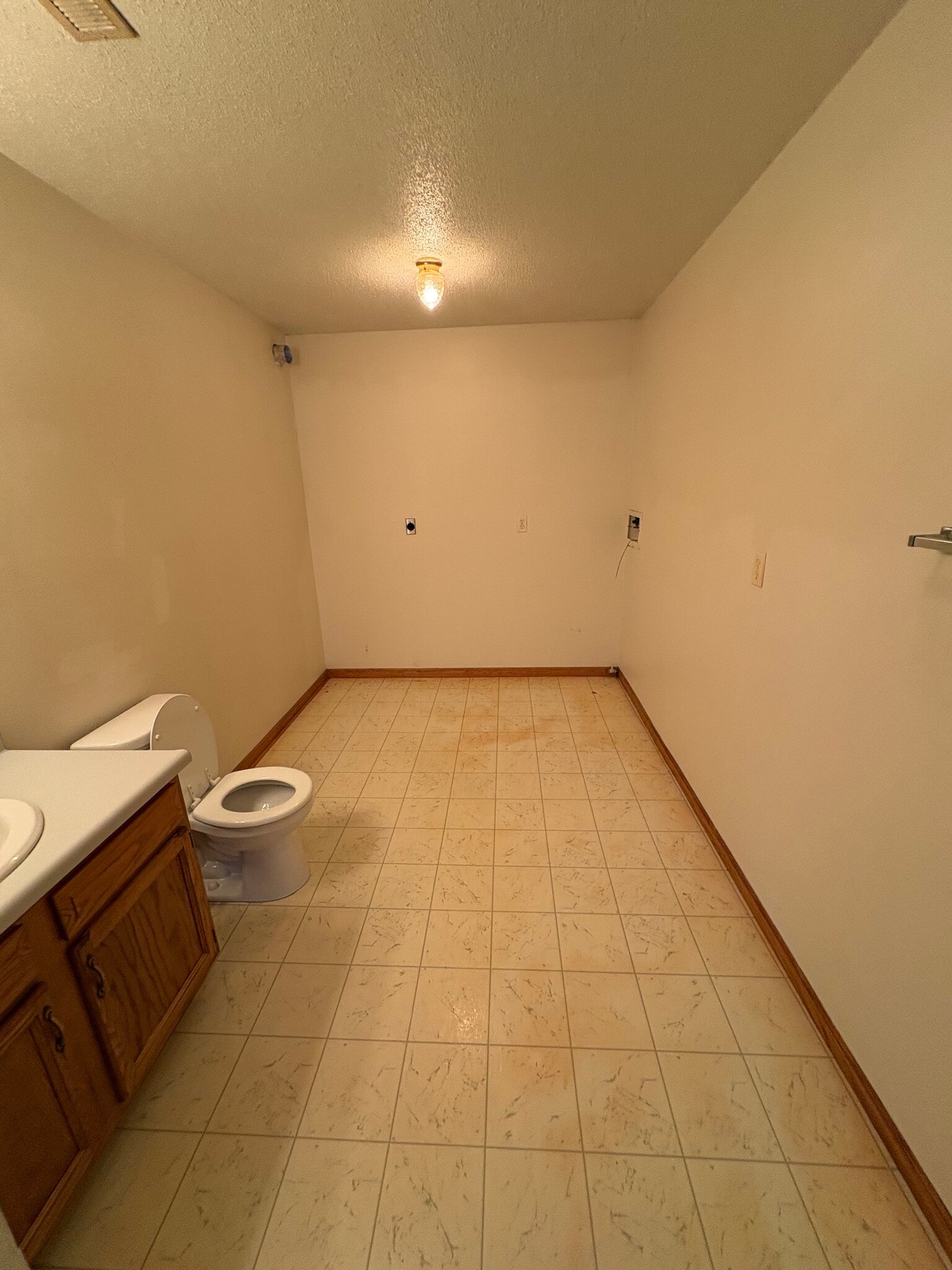 utility room - 2117 14th St
