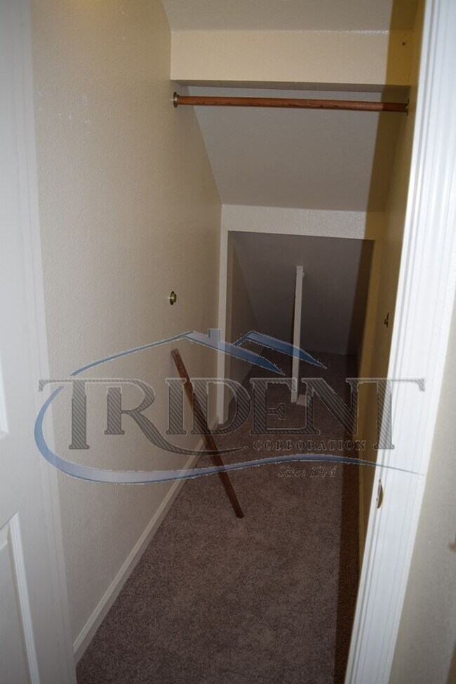 Building Photo - 830 Wilkie Way