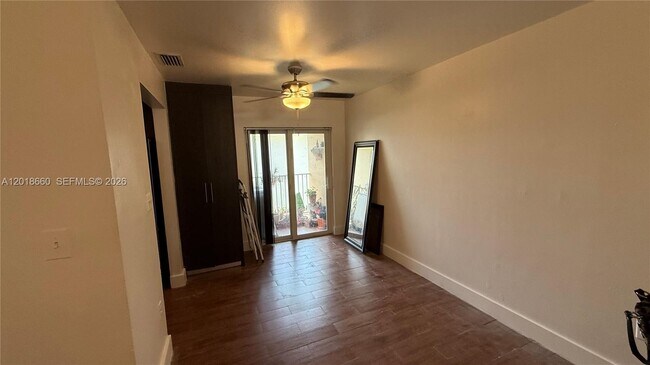 Building Photo - 3011 W 76th St