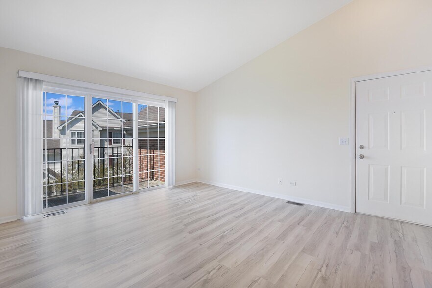Building Photo - 670 Mill Cir