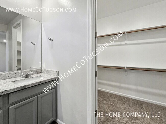 Building Photo - 8073 S Jaeger Pl