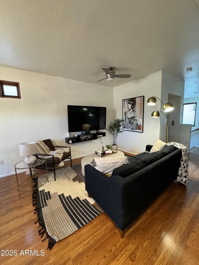 Building Photo - 2423 E Autumn Flower Dr