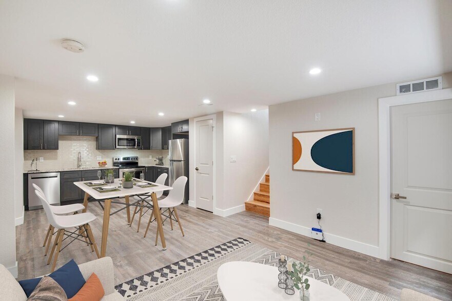 Building Photo - Striking Columbia Heights home near Berkeley Lake Park