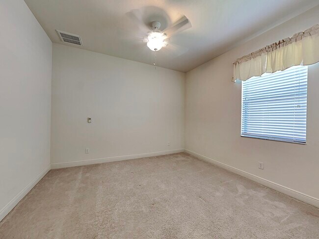 Building Photo - 11735 Albatross Ln