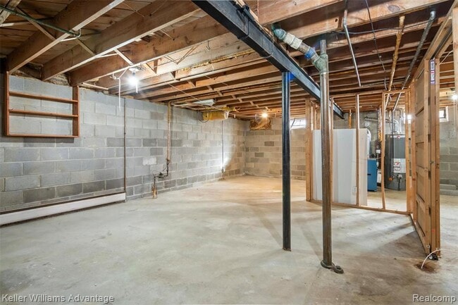 Building Photo - 14377 Cranston St