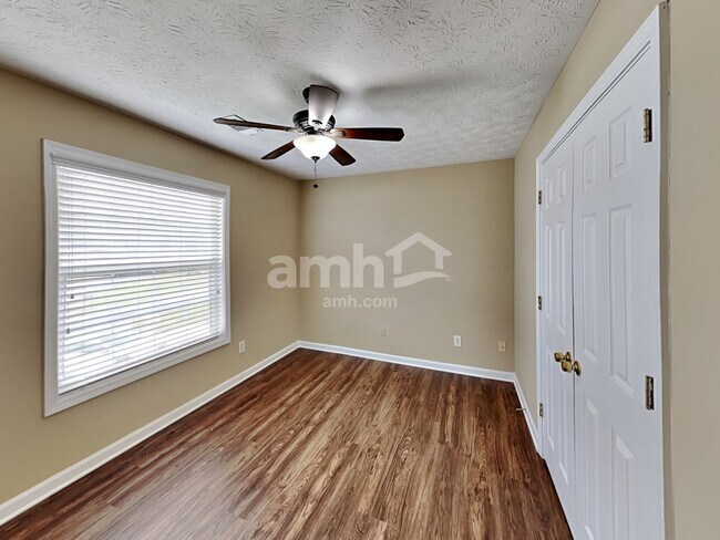 Building Photo - 3405 Guy Harbor Way