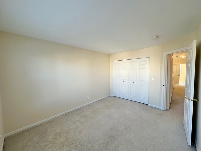 Building Photo - 2955 Talaga Dr