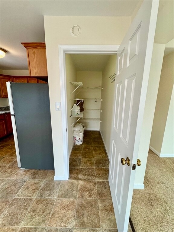 Building Photo - 7 J St