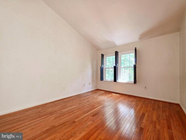 Building Photo - 3809 Elbert Ave